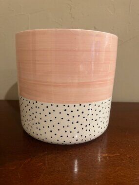 Ashland Ceramic Planter Pot – Pink, White, & Black Dots Decorative Plant Holder